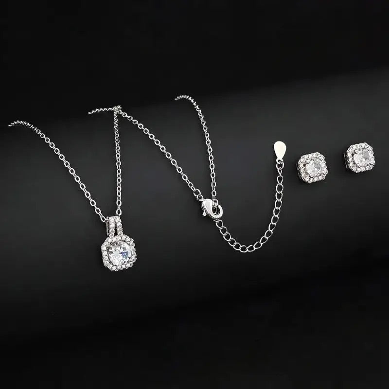 The Hollywood 3 Carat Lab-Grown Diamond Set